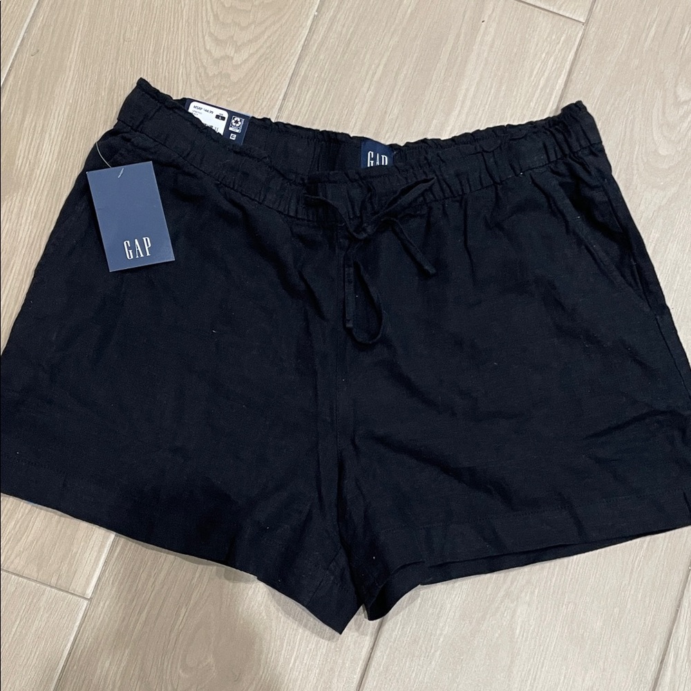 GAP Women's High Waist Black Shorts